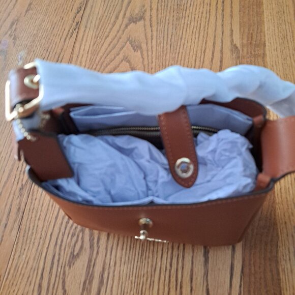 Coach Hadley Mini Tan Leather Crossbody Bag New Without Tags - Picture 5 of 8